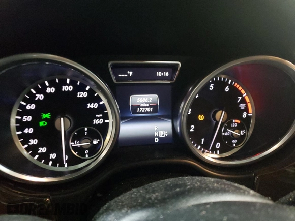 2015 Mercedes-Benz M ML 350 with VIN 4JGDA5HB2FA467081, listed as a Copart auction lot 43956725 with 172,701 mi miles and Salvage Title. Bid and sale history available at carsss.com. Image 9.