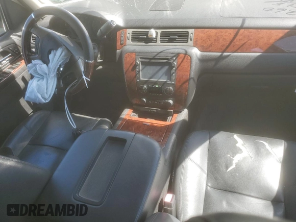 2013 Chevrolet Avalanche LTZ with VIN 3GNMCGE06DG321043, listed as a Copart auction lot 48144995 with Not provided miles and Salvage title. Bid and sale history available at DreamBid. Image 8.