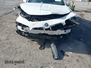 2024 BMW 7 Series 740i с VIN WBA23EH00RCP27147, выставлен на аукционе IAAI как лот 41932339 с пробегом 16 740 миль миль и . История ставок и продаж доступна на DreamBid. Изображение 6.