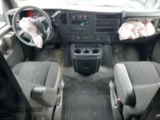 2020 GMC Savana Cargo Van with VIN 1GTW7AFG0L1160216, listed as a Copart auction lot 85628164 with 76,682 mi miles and Salvage Title. Bid and sale history available at carsss.com. Image 8.
