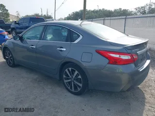 2016 Nissan Altima 2.5 SL with VIN 1N4AL3APXGC246190, listed as a IAAI auction lot 41452833 with 120,789 mi miles. Bid and sale history available at carsss.com. Image 3.