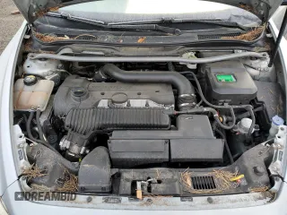 2011 Volvo C30 with VIN YV1672MK3B2244692, listed as a Copart auction lot 41475715 with 68,933 mi miles and Salvage Title. Bid and sale history available at carsss.com. Image 11.