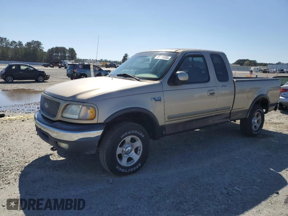 1999 Ford F-150 XL with VIN 1FTRX18LXXNA59898, listed as a Copart auction lot 49326055 with 0 mi miles and Salvage Title. Bid and sale history available at carsss.com. Image 1.
