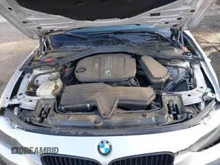 2014 BMW 3 Series 328d z VIN WBA3D3C58EK157097, wystawiony jako IAAI lot #42081036 z przebiegiem 117 898 mil mil oraz . Historia ofert i sprzedaży dostępna na DreamBid. Obrazek 10.