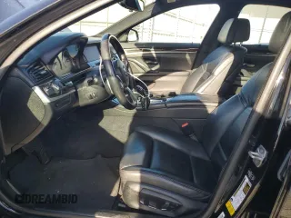 2015 BMW 5 Series 550i с VIN WBAKN9C56FD961142, выставлен на аукционе Copart как лот 43839145 с пробегом 91 553 миль миль и Списание • Salvage title. История ставок и продаж доступна на DreamBid. Изображение 7.