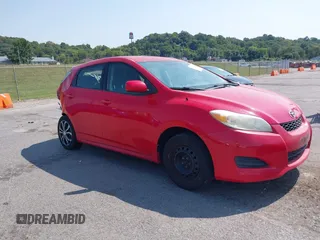 2010 Toyota Matrix with VIN 2T1KU4EE2AC401744, listed as a IAAI auction lot 40322815 with 153,407 mi miles. Bid and sale history available at carsss.com. Image 1.