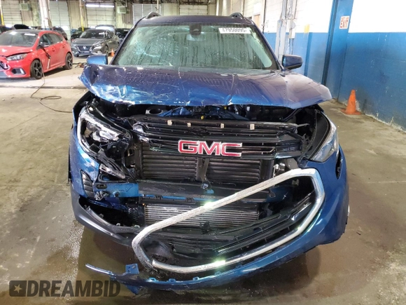 2020 GMC Terrain SLE with VIN 3GKALMEV2LL146547, listed as a Copart auction lot 47950095 with 61,623 mi miles and Non Repairable. Bid and sale history available at carsss.com. Image 5.