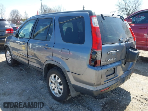 2005 Honda CR-V EX SE with VIN JHLRD78965C039871, listed as a IAAI auction lot 41981803 with 213,745 mi miles. Bid and sale history available at carsss.com. Image 3.