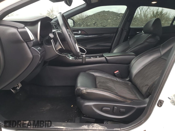 2019 Nissan Maxima SR with VIN 1N4AA6AV4KC376867, listed as a Copart auction lot 82721294 with 96,695 mi miles and Clean Title. Bid and sale history available at DreamBid. Image 7.
