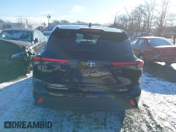 2022 Toyota Highlander LE with VIN 5TDBZRBH7NS574122, listed as a IAAI auction lot 41273197 with 28,195 mi miles and . Bid and sale history available at DreamBid. Image 16.