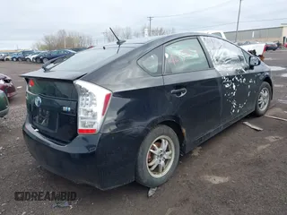 2011 Toyota Prius I with VIN JTDKN3DU2B5331127, listed as a IAAI auction lot 42139127 with 285,029 mi miles. Bid and sale history available at carsss.com. Image 4.