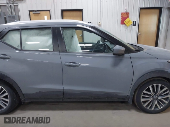 2024 Nissan Kicks SV with VIN 3N1CP5CV0RL478872, listed as a IAAI auction lot 41263976 with 20,883 mi miles. Bid and sale history available at carsss.com. Image 13.