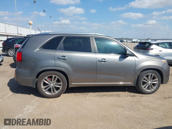2014 Kia Sorento SX Limited with VIN 5XYKW4A75EG517578, listed as a IAAI auction lot 41769586 with 183,583 mi miles. Bid and sale history available at carsss.com. Image 13.