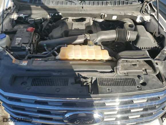 2018 Ford Expedition Max XLT with VIN 1FMJK1HT9JEA40922, listed as a Copart auction lot 41498695 with NaN miles and Salvage Title. Bid and sale history available at carsss.com. Image 12.