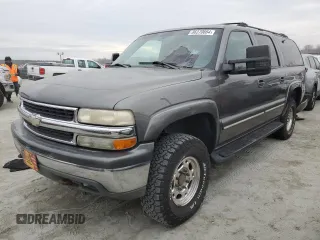 2001 Chevrolet Suburban LT with VIN 3GNGK26U31G141020, listed as a Copart auction lot 86370664 with 186,896 mi miles and Salvage Title. Bid and sale history available at carsss.com. Image 1.