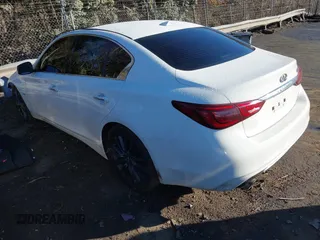 2018 Infiniti Q50 3.0t LUXE with VIN JN1EV7AP2JM590470, listed as a IAAI auction lot 41439162 with 155,029 mi miles. Bid and sale history available at carsss.com. Image 3.