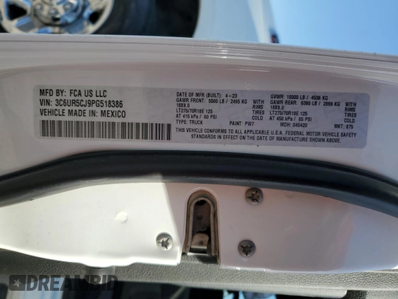 2023 Ram 2500 Tradesman z VIN 3C6UR5CJ9PG518386, wystawiony jako Copart lot #52700975 z przebiegiem 17 637 mil mil oraz Szkoda całkowita • Salvage title. Historia ofert i sprzedaży dostępna na DreamBid. Obrazek 12.