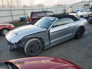 2021 Ford Mustang EcoBoost with VIN 1FATP8UHXM5121804, listed as a Copart auction lot 38404153 with 44,025 mi miles. Bid and sale history available at carsss.com. Image 1.