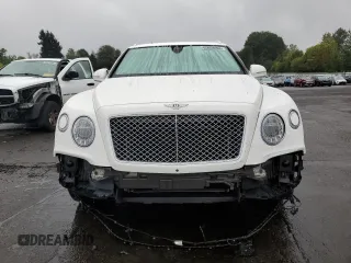 2020 Bentley Bentayga z VIN SJAAJ2ZV0LC027778, wystawiony jako Copart lot #65658693 z przebiegiem 44 853 mil mil oraz . Historia ofert i sprzedaży dostępna na DreamBid. Obrazek 5.