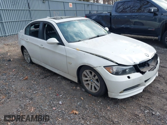 2007 BMW 3 Series 328xi with VIN WBAVC93577KX53139, listed as a IAAI auction lot 41719473 with 155,716 mi miles. Bid and sale history available at carsss.com. Image 1.