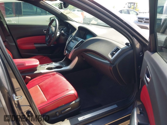 2019 Acura TLX w/A-Spec Pkg z VIN 19UUB2F61KA000932, wystawiony jako IAAI lot #42164064 z przebiegiem 79 080 mil mil oraz . Historia ofert i sprzedaży dostępna na DreamBid. Obrazek 5.