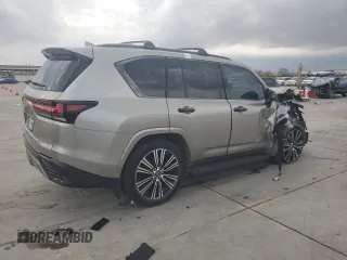 2023 Lexus LX 600 Luxury z VIN JTJGB7CX2P4014931, wystawiony jako Copart lot #84830704 z przebiegiem 47 282 mil mil oraz Szkoda całkowita • Salvage title. Historia ofert i sprzedaży dostępna na DreamBid. Obrazek 3.