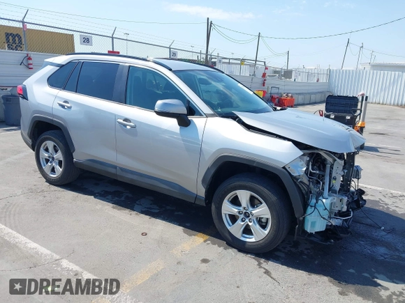 2020 Toyota RAV4 XLE with VIN 2T3W1RFV4LW097198, listed as a IAAI auction lot 42771030 with 33,354 mi miles and . Bid and sale history available at DreamBid. Image 1.