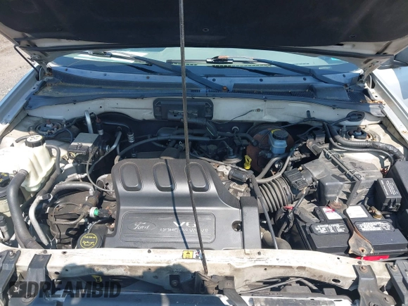 2002 Ford Escape XLT Choice с VIN 1FMYU03122KA31443, выставлен на аукционе IAAI как лот 42410331 с пробегом 187 901 миль миль и . История ставок и продаж доступна на DreamBid. Изображение 10.