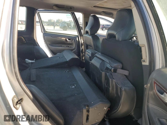 2004 Volvo V70 with VIN YV1SW59V042393201, listed as a Copart auction lot 86710914 with 184,019 mi miles and Salvage Title. Bid and sale history available at carsss.com. Image 10.
