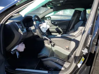 2019 Volvo S60 R-Design with VIN 7JR102FM3KG004632, listed as a Copart auction lot 50228224 with 33,096 mi miles. Bid and sale history available at carsss.com. Image 7.