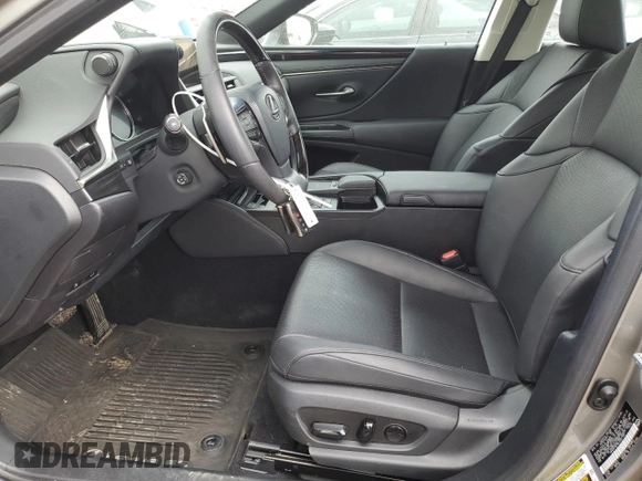 2020 Lexus ES 300h with VIN 58AD21B19LU007702, listed as a Copart auction lot 62045245 with 24,943 mi miles and Salvage title. Bid and sale history available at DreamBid. Image 7.