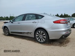2020 Ford Fusion SE with VIN 3FA6P0T90LR254009, listed as a Copart auction lot 60367275 with 42,950 mi miles and Salvage title. Bid and sale history available at DreamBid. Image 2.