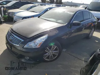 2015 Infiniti Q40 with VIN JN1CV6AP3FM501952, listed as a Copart auction lot 46221694 with 82,247 mi miles and Salvage Title. Bid and sale history available at carsss.com. Image 1.