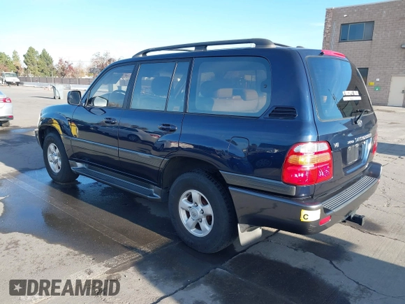2000 Toyota Land Cruiser z VIN JT3HT05J3Y0098534, wystawiony jako IAAI lot #41054858 z przebiegiem 336 520 mil mil oraz . Historia ofert i sprzedaży dostępna na DreamBid. Obrazek 3.