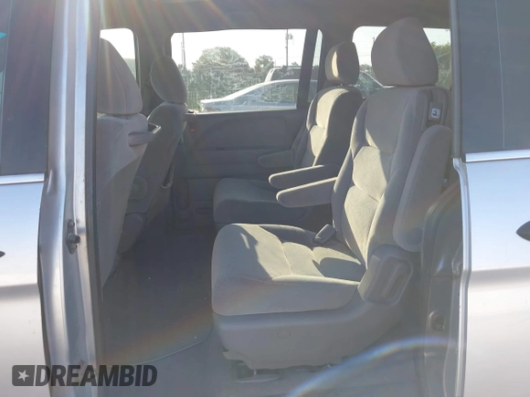 2010 Honda Odyssey LX с VIN 5FNRL3H28AB017461, выставлен на аукционе IAAI как лот 42529742 с пробегом 194 363 миль миль и . История ставок и продаж доступна на DreamBid. Изображение 8.