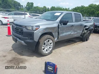 2024 Chevrolet Colorado 4WD Trail Boss with VIN 1GCPTEEK6R1293343, listed as a IAAI auction lot 42524617 with 5,284 mi miles and . Bid and sale history available at DreamBid. Image 18.