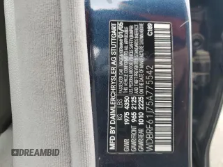 2005 Mercedes-Benz C 240 z VIN WDBRF61J75A775542, wystawiony jako Copart lot #52990205 z przebiegiem 79 815 mil mil oraz Szkoda całkowita • Salvage title. Historia ofert i sprzedaży dostępna na DreamBid. Obrazek 12.