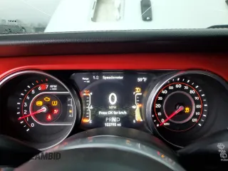2018 Jeep Wrangler Unlimited Rubicon z VIN 1C4HJXFN5JW198679, wystawiony jako Copart lot #46164715 z przebiegiem 103 795 mil mil oraz Szkoda całkowita • Salvage title. Historia ofert i sprzedaży dostępna na DreamBid. Obrazek 9.
