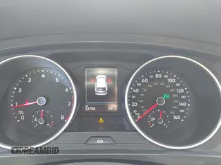 2018 Volkswagen Tiguan SEL z VIN 3VV3B7AX7JM126402, wystawiony jako IAAI lot #42046690 z przebiegiem 54 790 mil mil oraz . Historia ofert i sprzedaży dostępna na DreamBid. Obrazek 7.