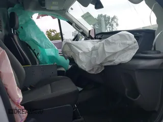 2020 Ford Transit Cargo с VIN 1FTBR1CG5LKB66925, выставлен на аукционе IAAI как лот 42449109 с пробегом Не указан миль и . История ставок и продаж доступна на DreamBid. Изображение 5.