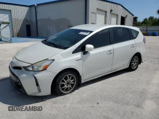2015 Toyota Prius Two with VIN JTDZN3EU5FJ017563, listed as a Copart auction lot 51451105 with 263,705 mi miles and Salvage Title. Bid and sale history available at DreamBid. Image 1.