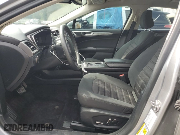 2020 Ford Fusion SE with VIN 3FA6P0H71LR207241, listed as a Copart auction lot 58347785 with 92,375 mi miles and Salvage title. Bid and sale history available at DreamBid. Image 7.