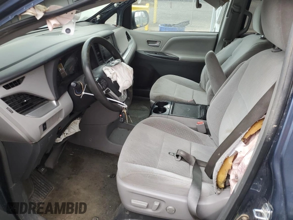 2017 Toyota Sienna LE with VIN 5TDJZ3DC0HS182825, listed as a Copart auction lot 47471655 with 141,638 mi miles and Salvage Title. Bid and sale history available at carsss.com. Image 7.