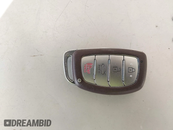 2017 Hyundai Elantra Limited with VIN 5NPD84LF7HH139686, listed as a IAAI auction lot 41661664 with 149,677 mi miles and . Bid and sale history available at DreamBid. Image 11.