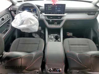 2025 Ford Explorer ST-Line with VIN 1FMUK7KH1SGA98288, listed as a Copart auction lot 60462225 with 10,148 mi miles and Salvage title. Bid and sale history available at DreamBid. Image 8.