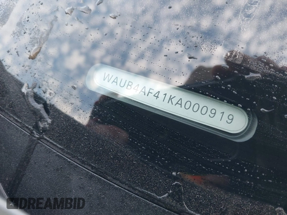 2019 Audi S4 Premium Plus z VIN WAUB4AF41KA000919, wystawiony jako IAAI lot #41315842 z przebiegiem 55 939 mil mil oraz . Historia ofert i sprzedaży dostępna na DreamBid. Obrazek 9.