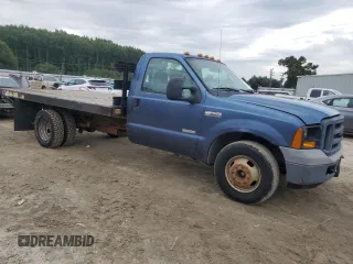 2006 Ford F-350 with VIN 1FDWF36P26EA76289, listed as a Copart auction lot 73438274 with 37,729 mi miles and Clean title. Bid and sale history available at DreamBid. Image 4.