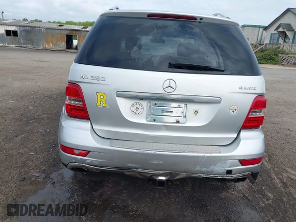 2011 Mercedes-Benz M 350 with VIN 4JGBB8GB4BA633067, listed as a IAAI auction lot 42127228 with 197,193 mi miles and . Bid and sale history available at DreamBid. Image 6.