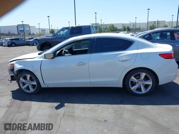 2015 Acura ILX z VIN 19VDE1F34FE009447, wystawiony jako IAAI lot #41953691 z przebiegiem 98 492 mil mil oraz . Historia ofert i sprzedaży dostępna na DreamBid. Obrazek 15.