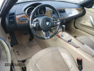 2006 BMW Z4 3.0si with VIN 4USBU53556LX00647, listed as a Copart auction lot 83436974 with 70,077 mi miles and Salvage title. Bid and sale history available at DreamBid. Image 8.